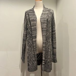 Long Sleeve Sweater/Cardigan